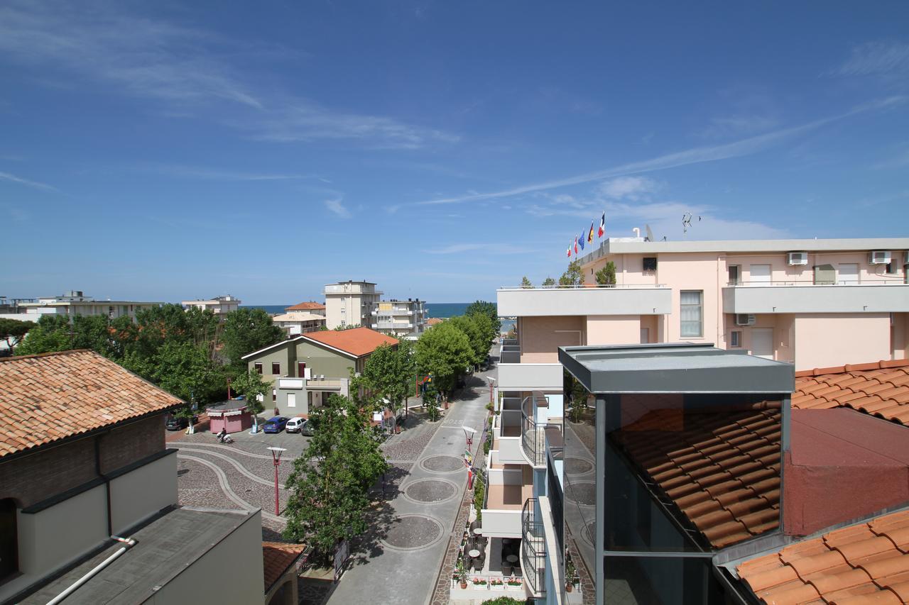 Hotel Capri Bellaria-Igea Marina Exterior photo